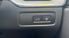 Volvo XC60 2.0 T6 [350] RC PHEV Plus Dark 5dr AWD Geartronic Estate